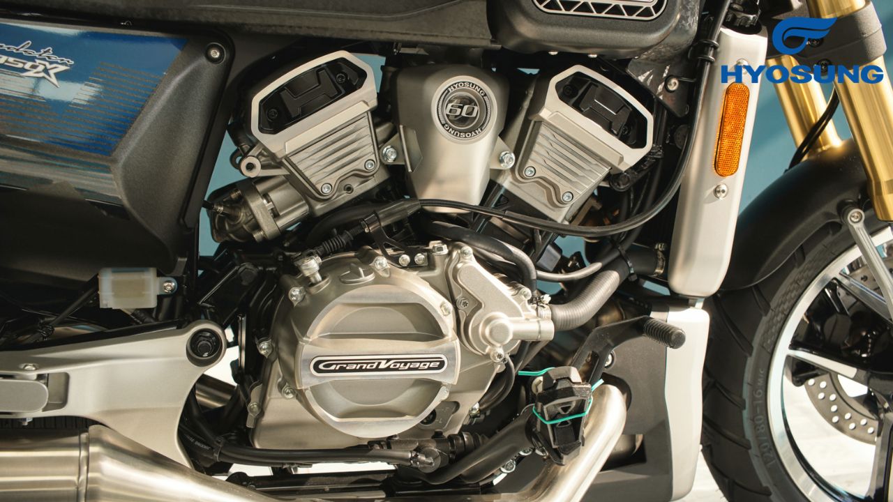 Hyosung GV350X là mẫu mô tô cruiser phong cách neo-retro